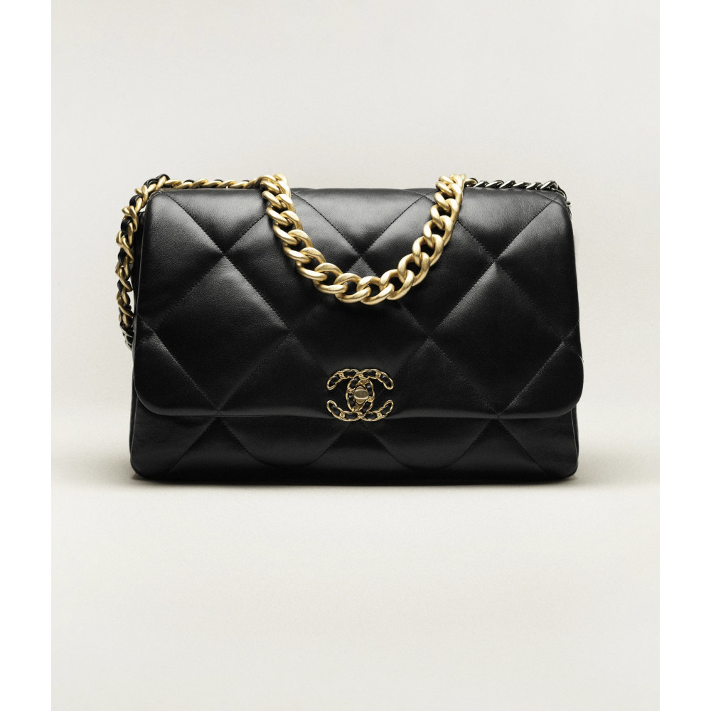 Chanel 19 Maxi Handbag Black