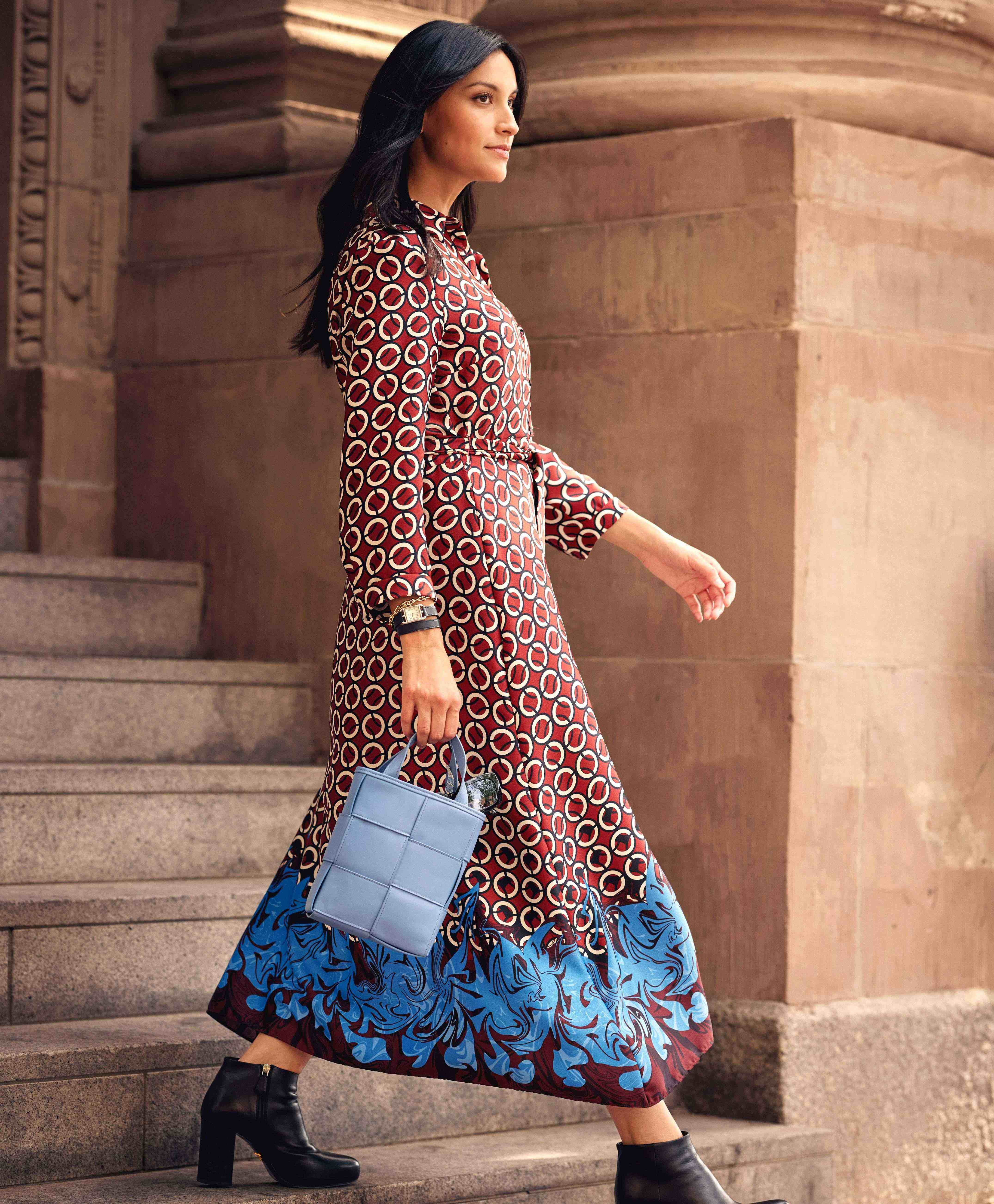 Chic Fitted Mini Shopper