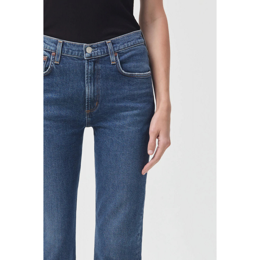 Sculpture Aura Mid Rise Straight Jean