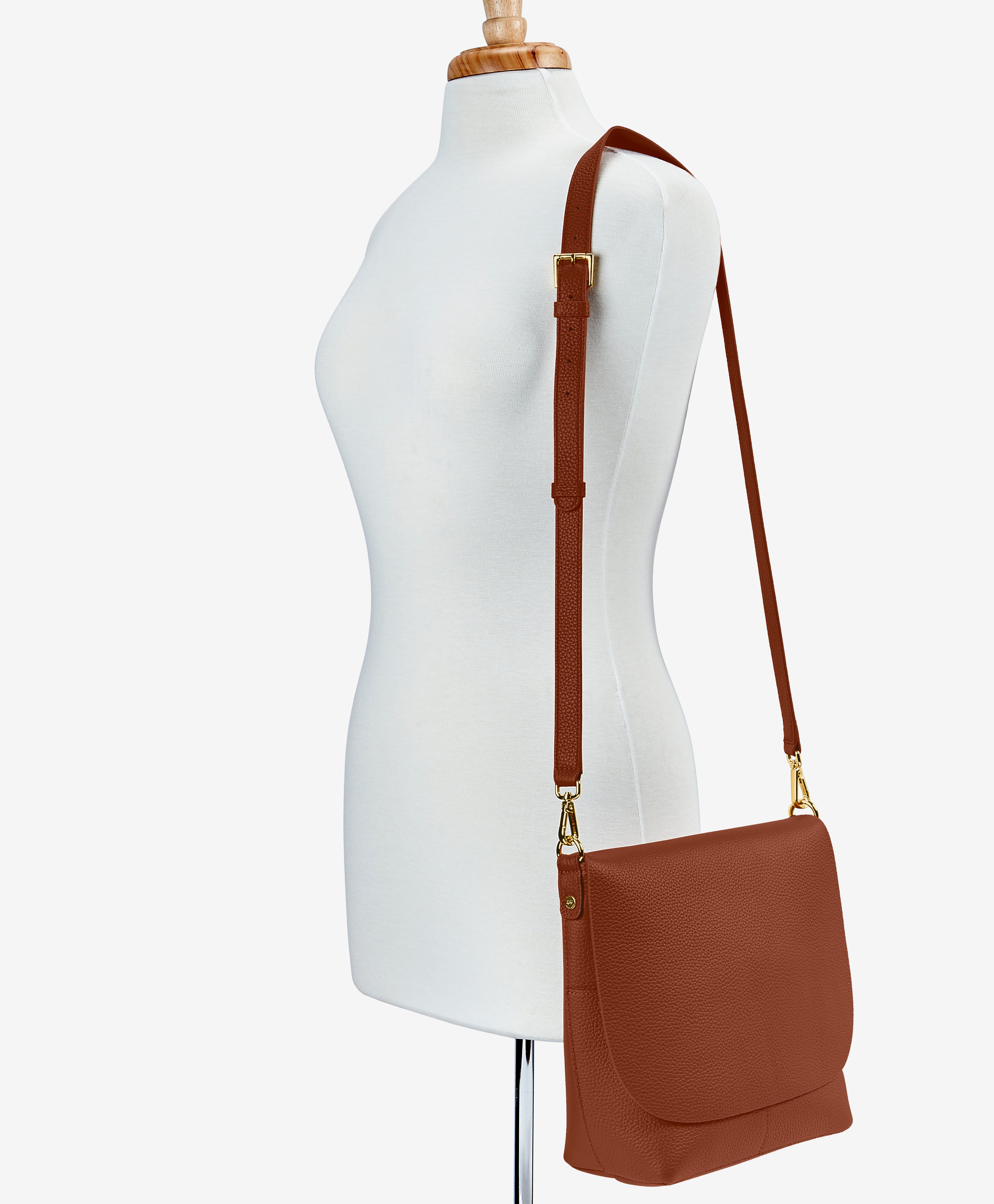 Anterieur Lapel Crossbody