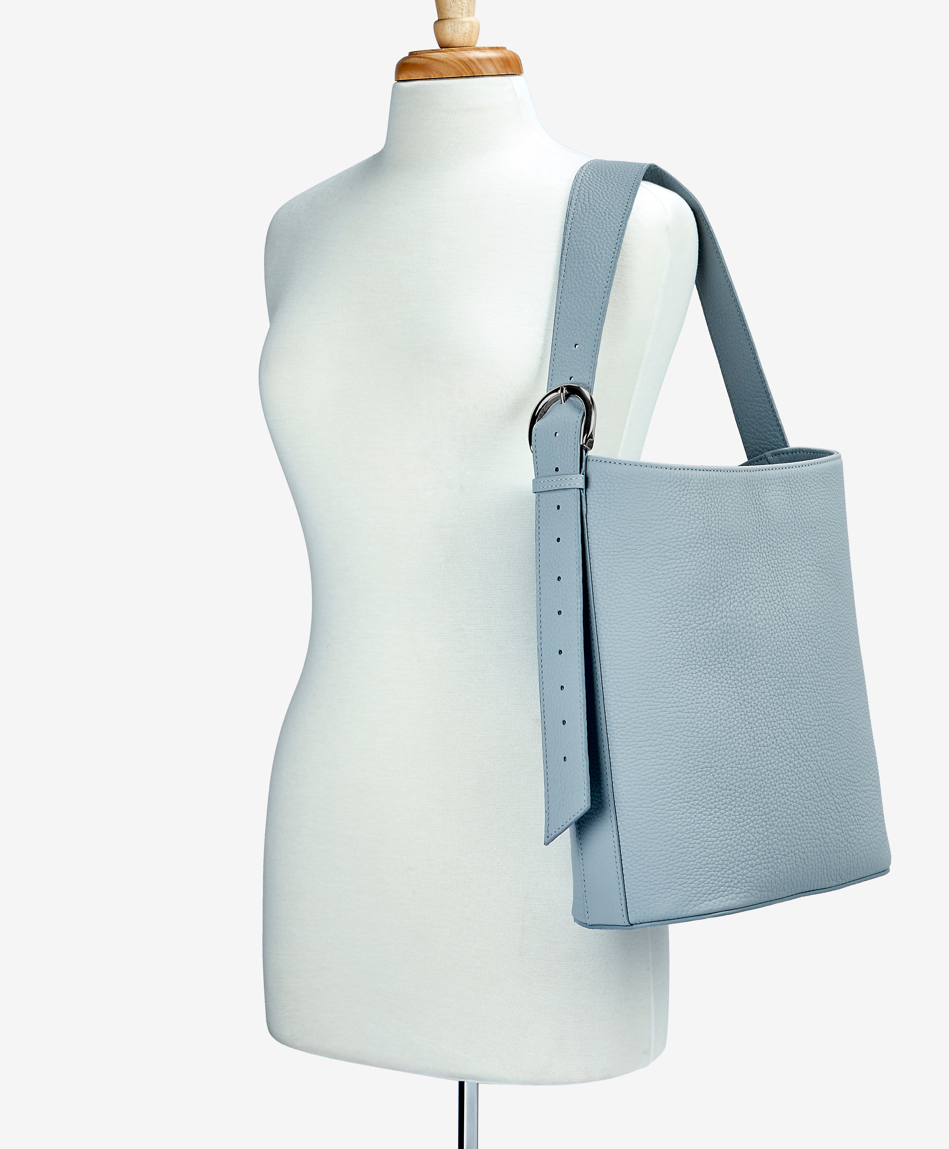 Ballad Studio Bucket Bag