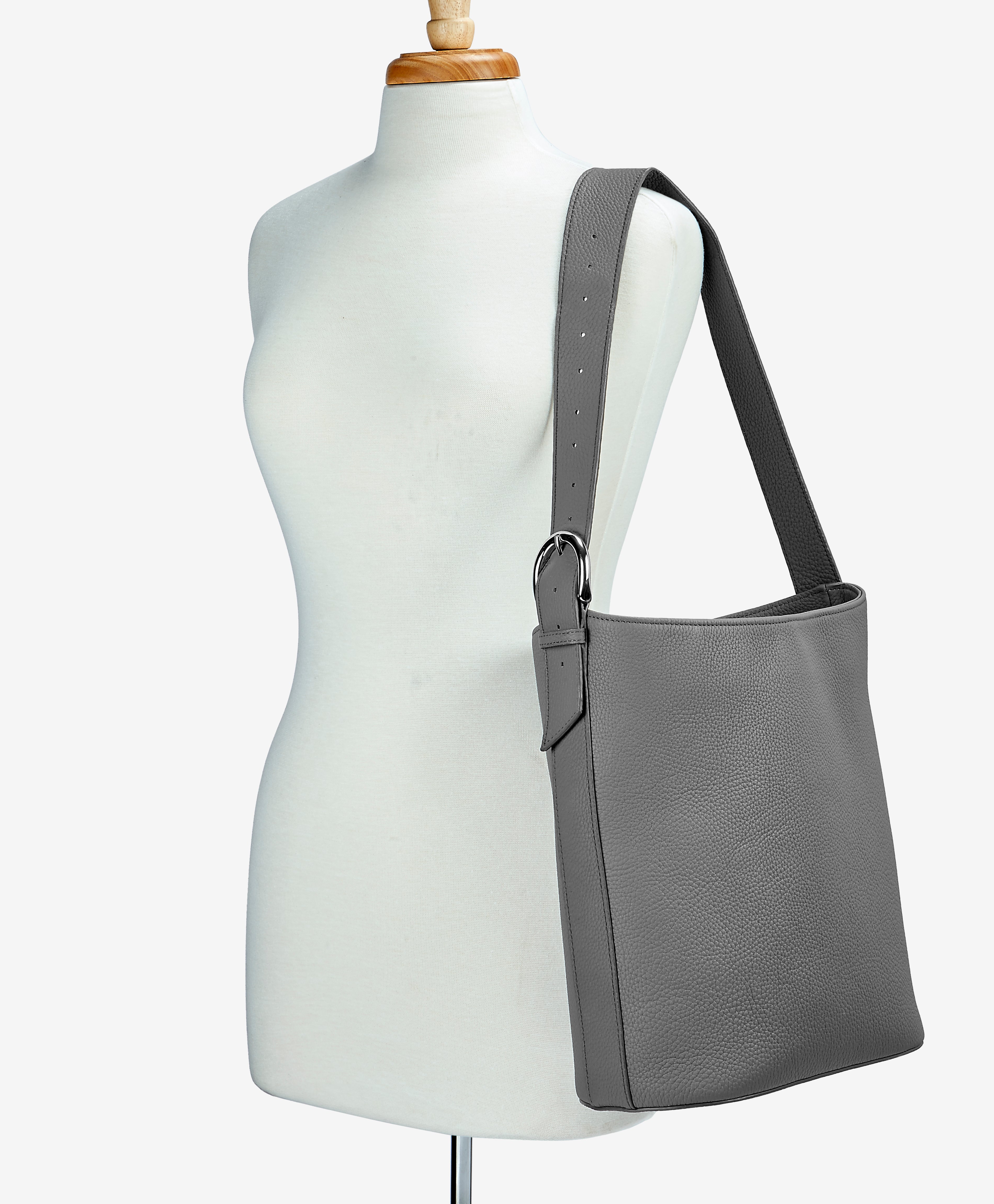 Ballad Studio Bucket Bag