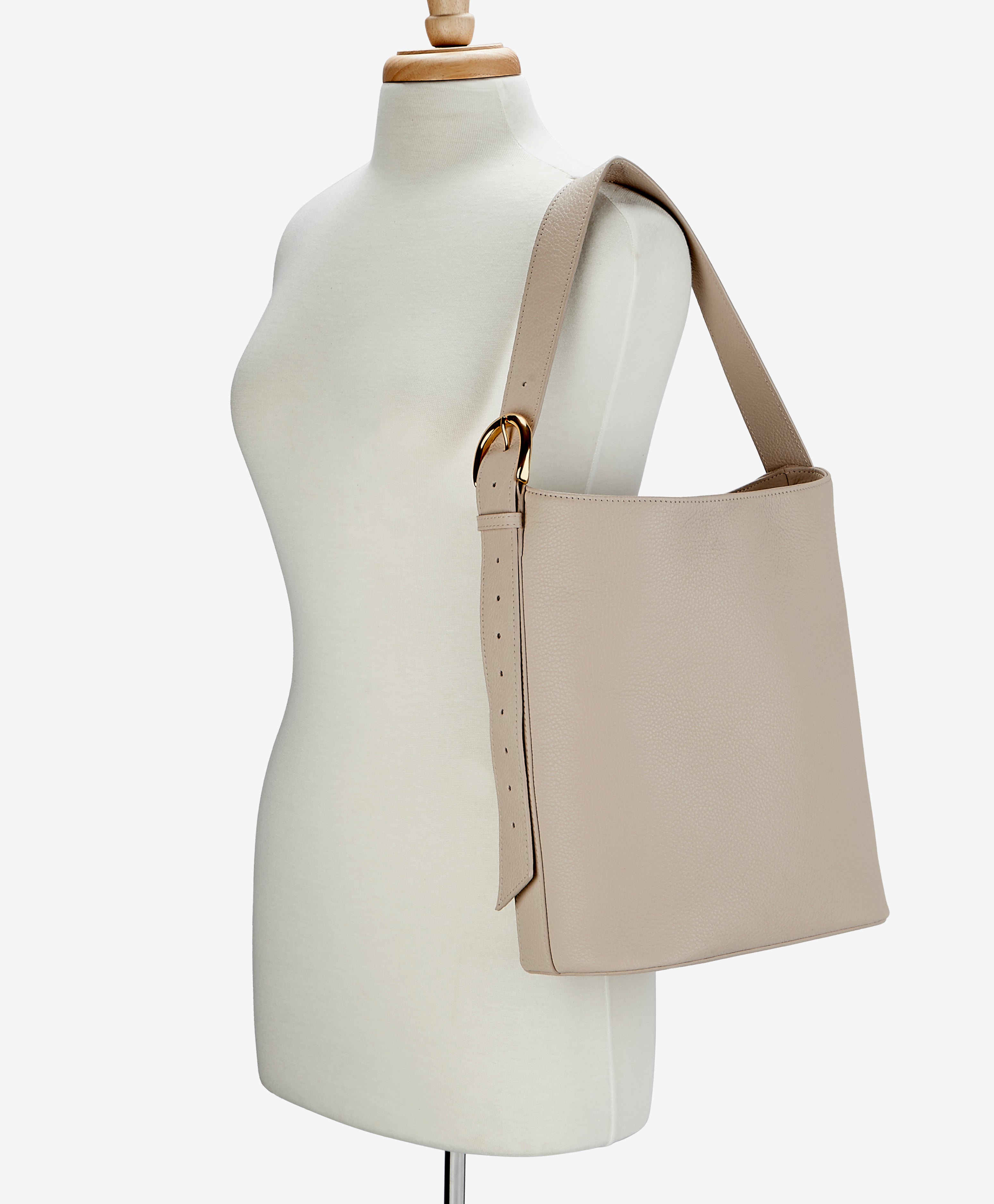 Ballad Studio Bucket Bag