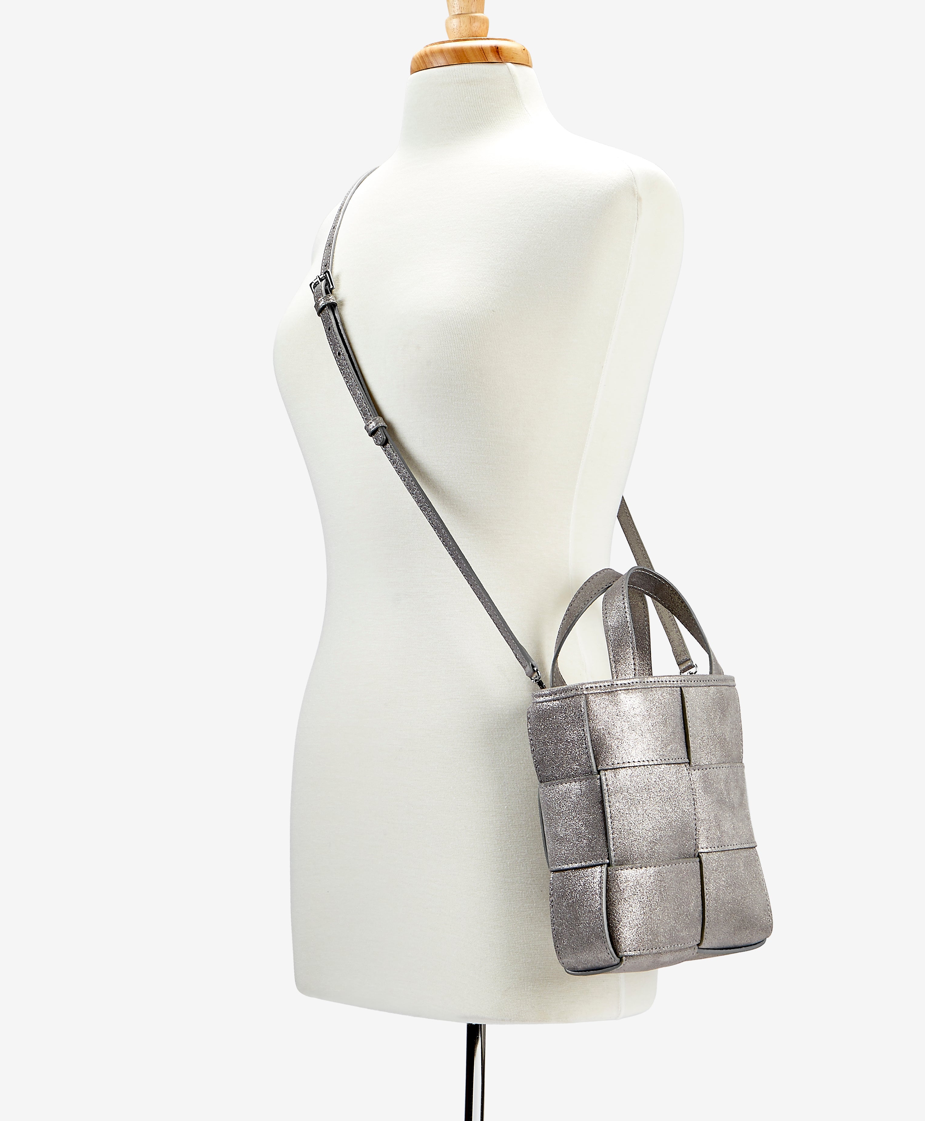 Chic Fitted Mini Shopper