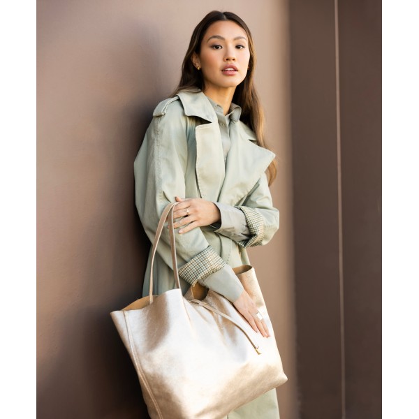 Perpendicular Comfort Tote