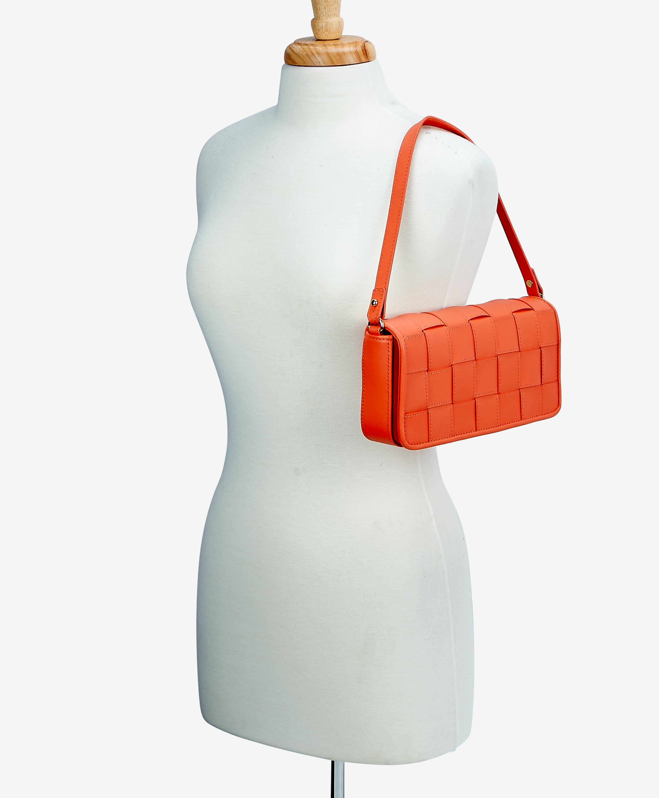 Heavenly Fluid Shoulder Bag