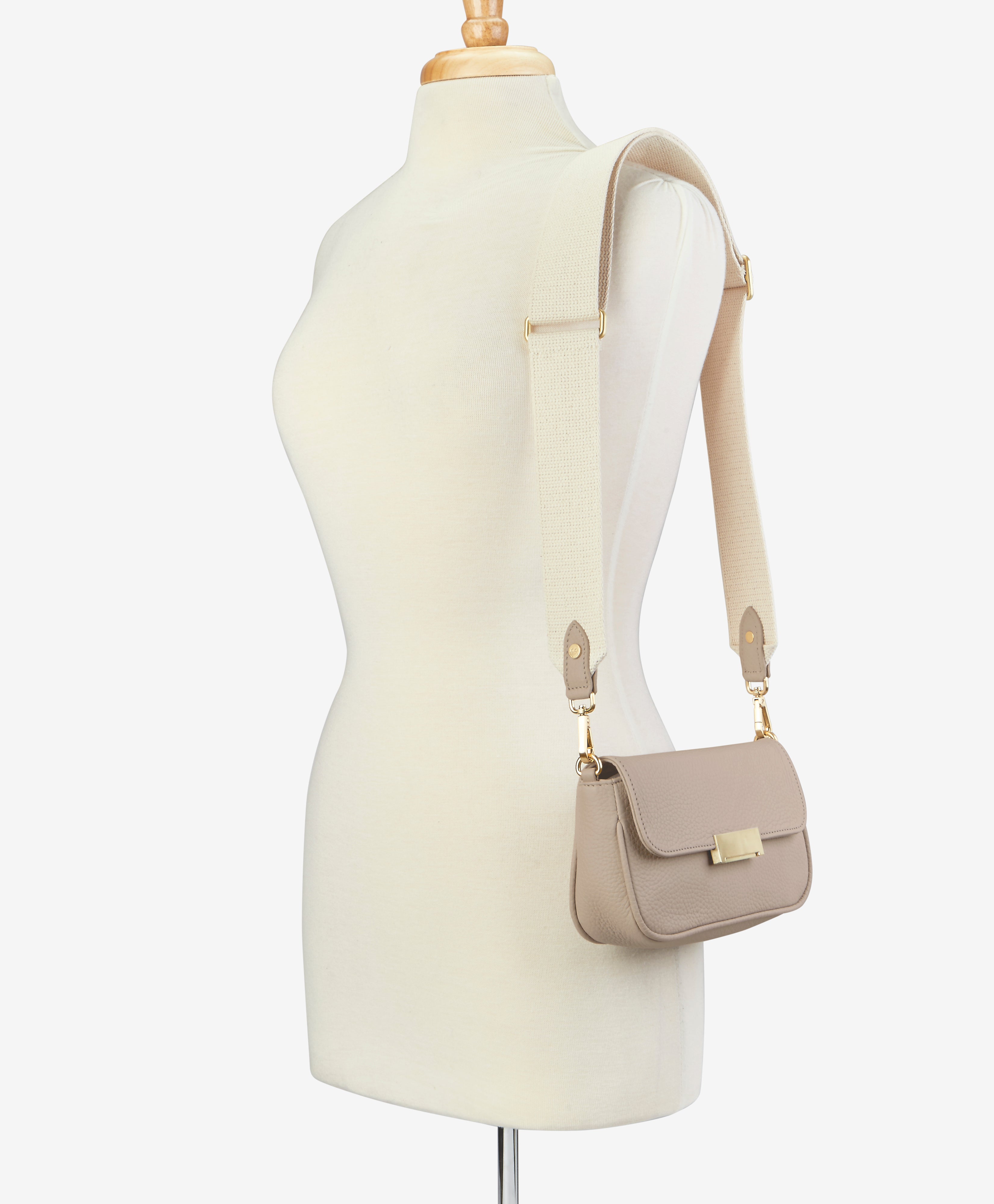 Cerrado Fusion Crossbody Belt Bag