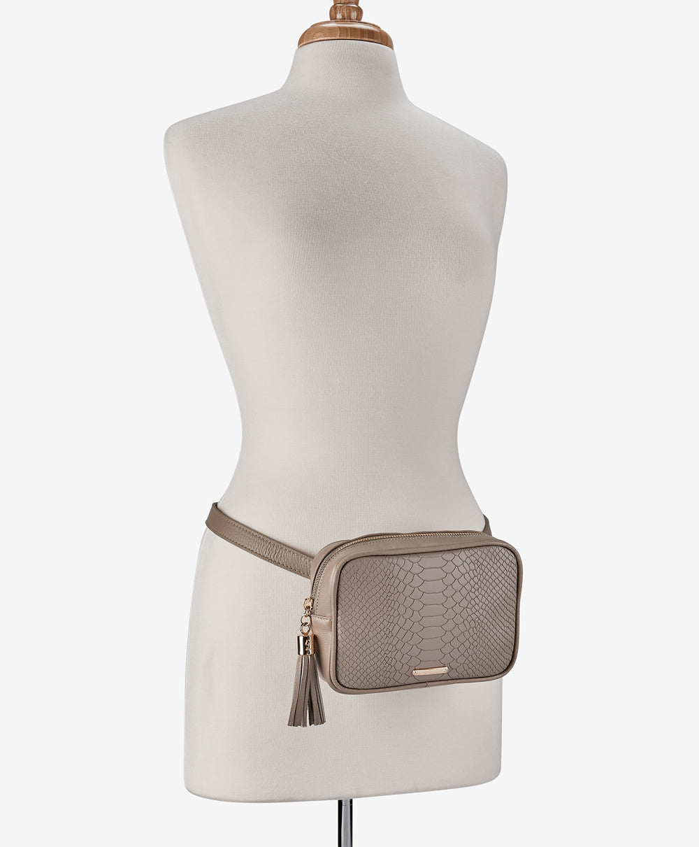 Incompleto Regal Belt Bag