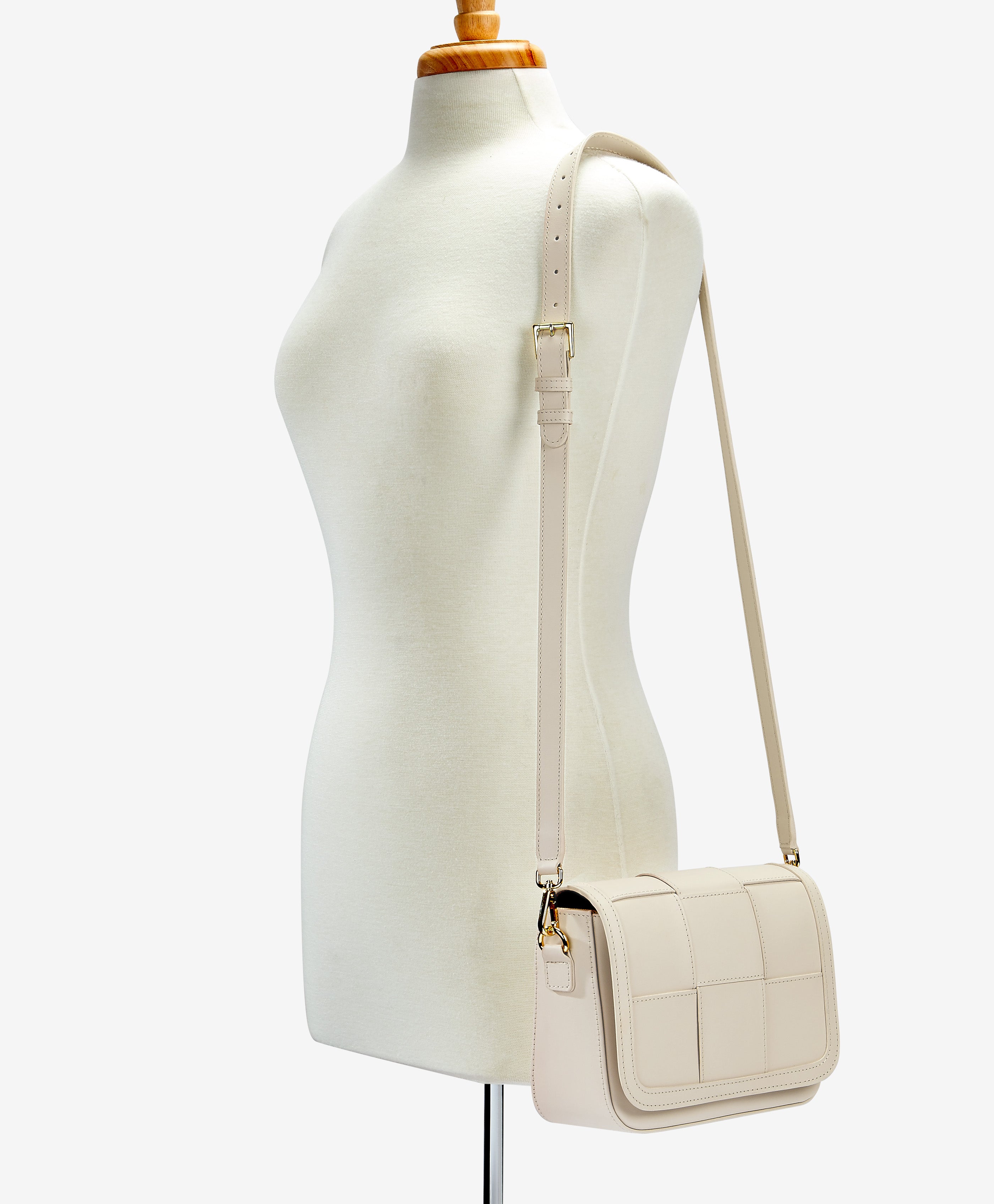 Invisible Retro Crossbody