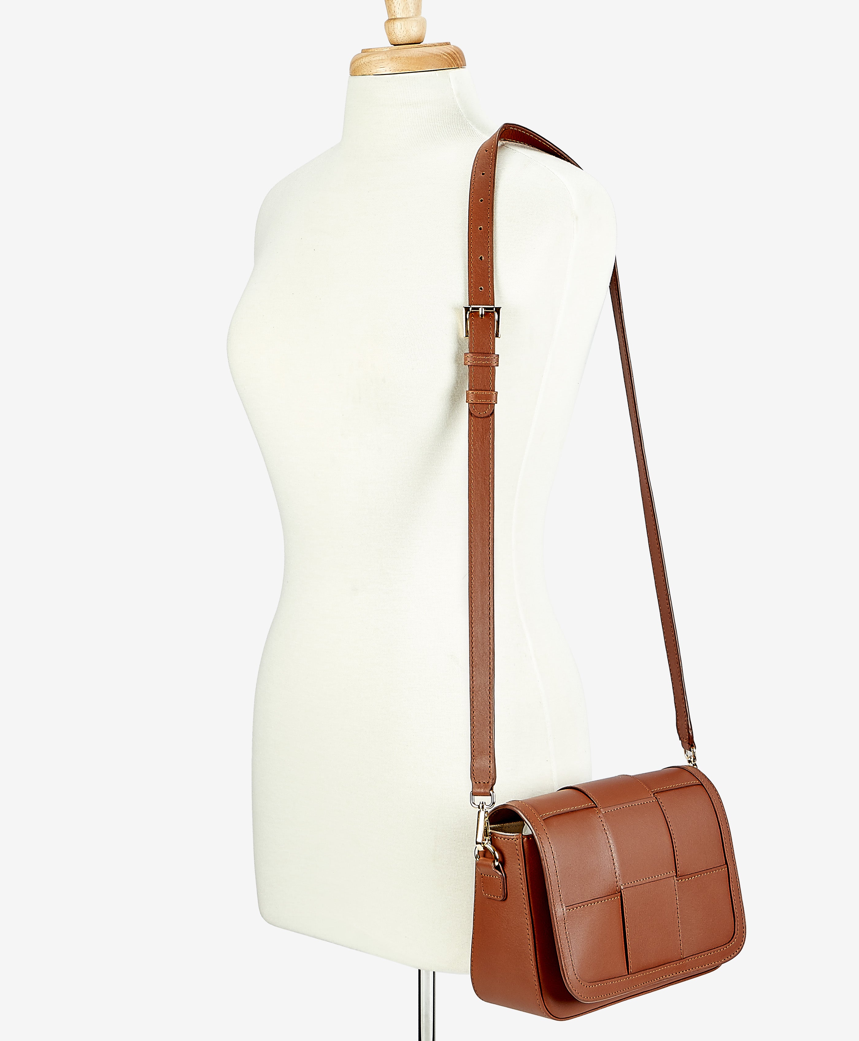 Invisible Retro Crossbody