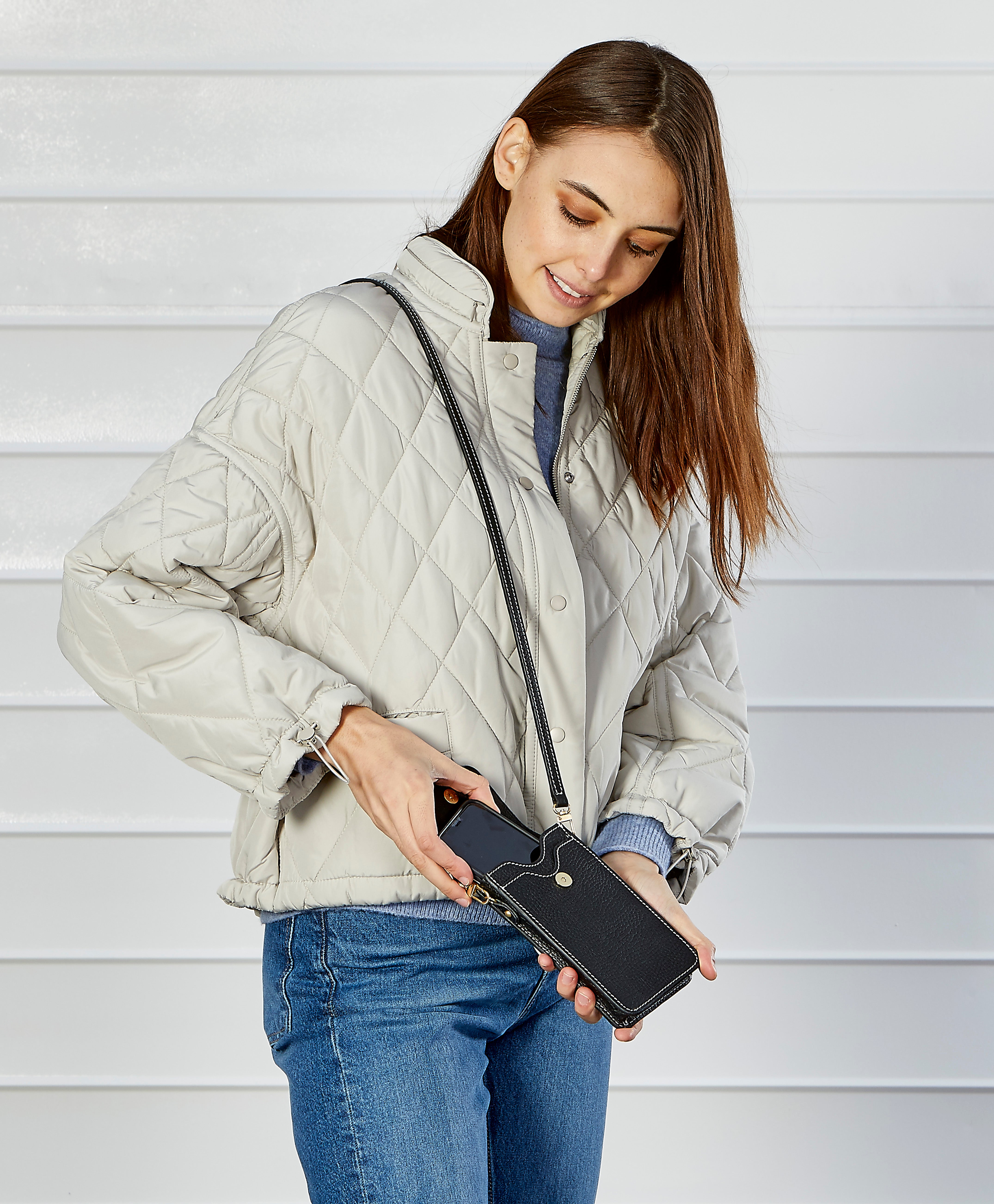 Junto Grace Phone Crossbody