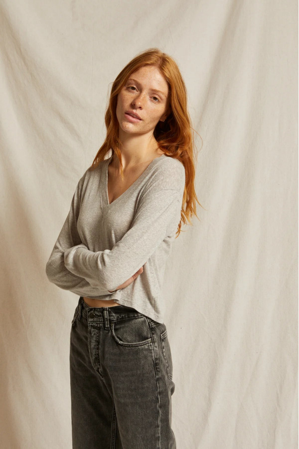 Beatitudine Nexus V Neck Tee