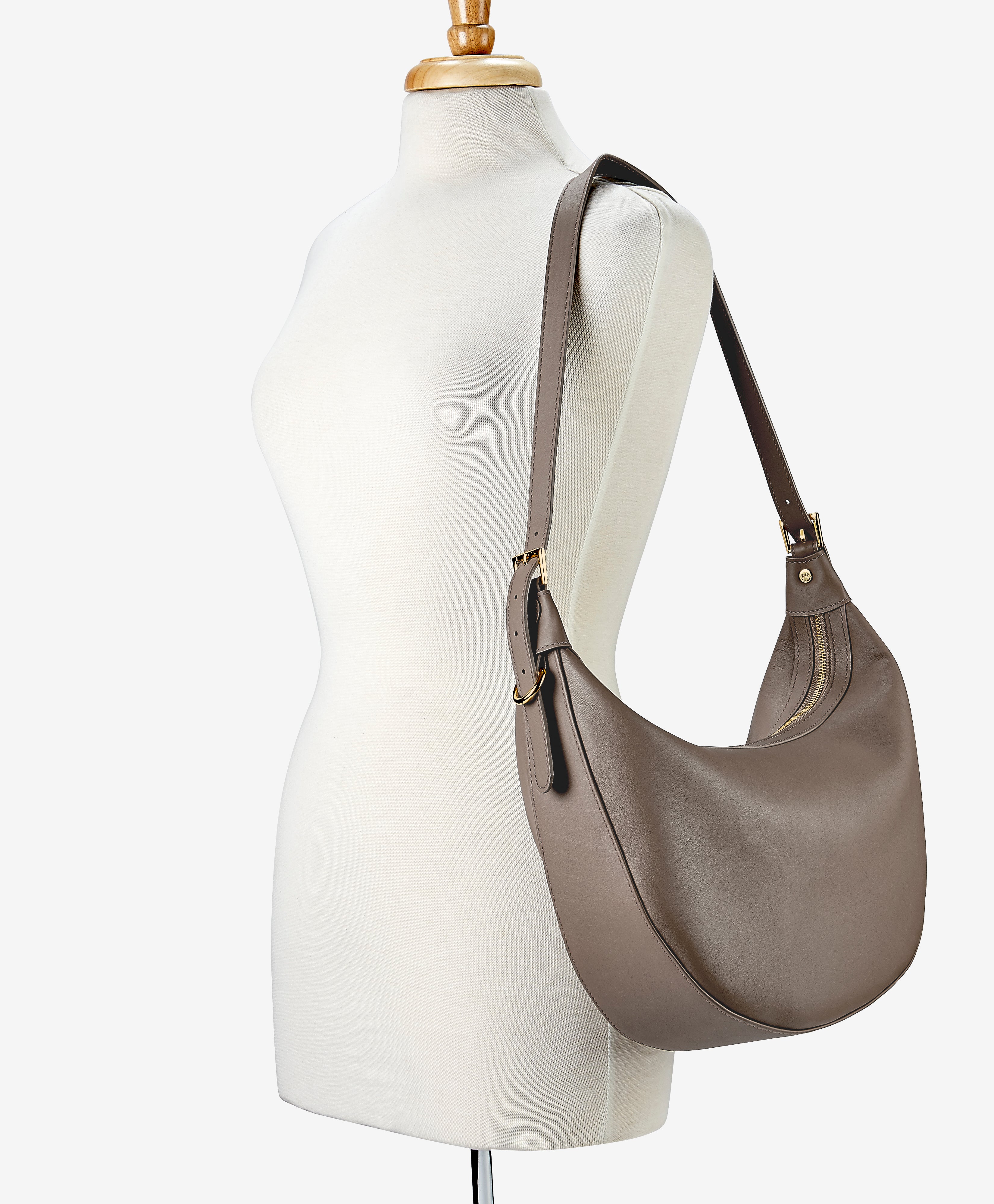 Penumbra Cuff Hobo