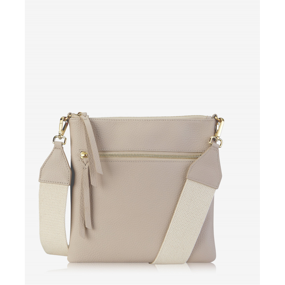 Lucente Messenger Bag