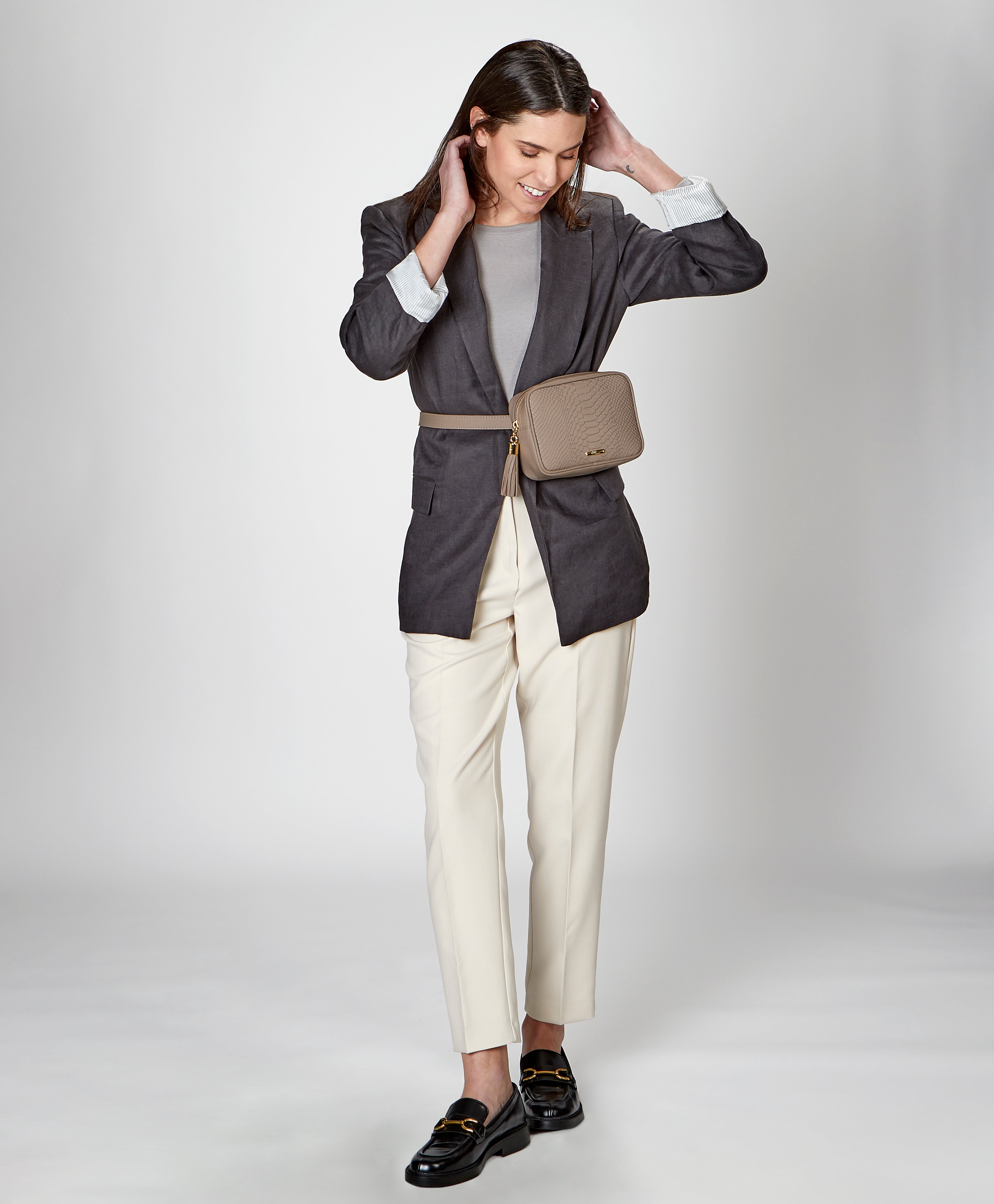 Incompleto Regal Belt Bag