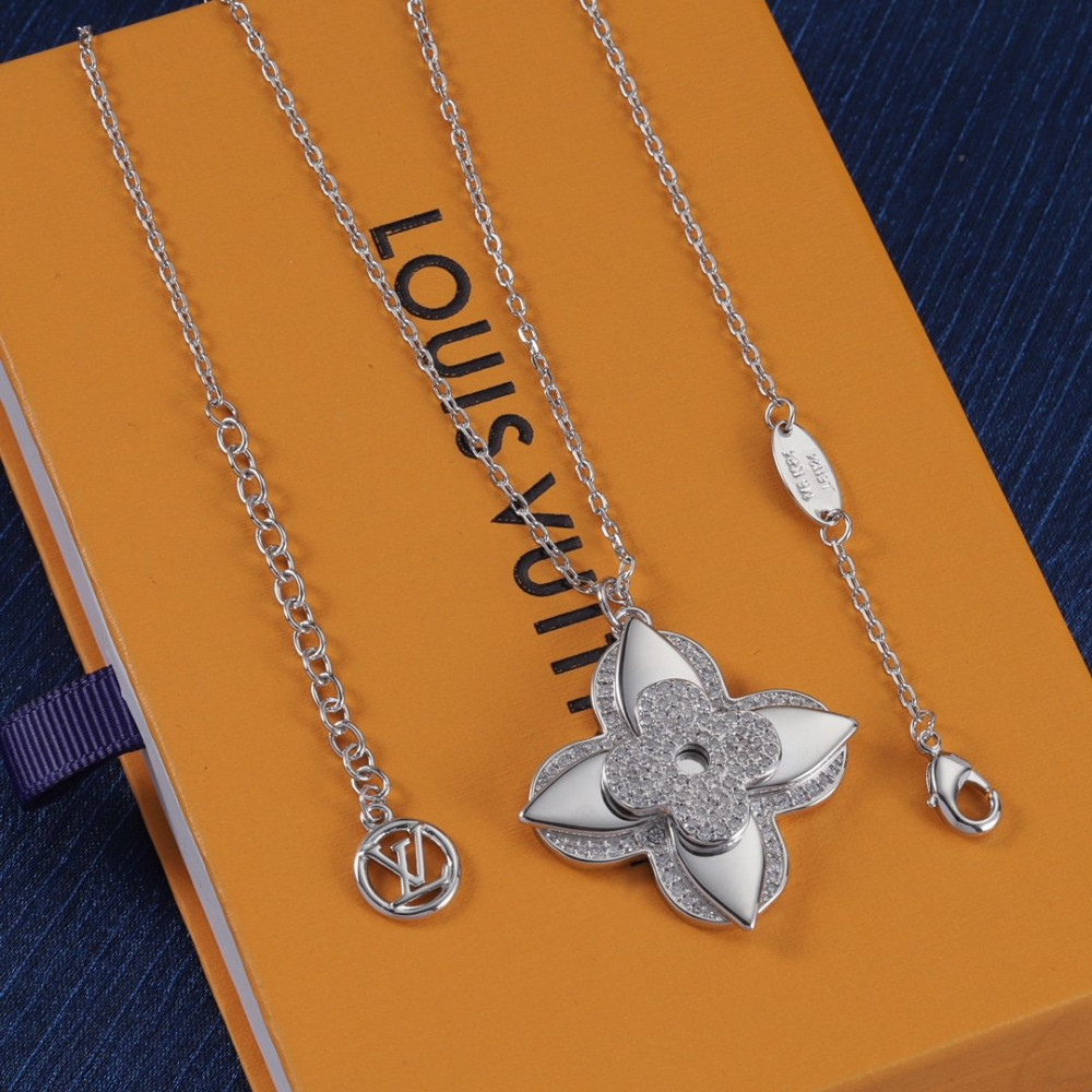 Lv Necklace, Big Flower, With Diamonds, Gold,Rose Gold, Silver Lv Necklace, Big Flower, With Diamonds, Gold,Rose Gold, Silver