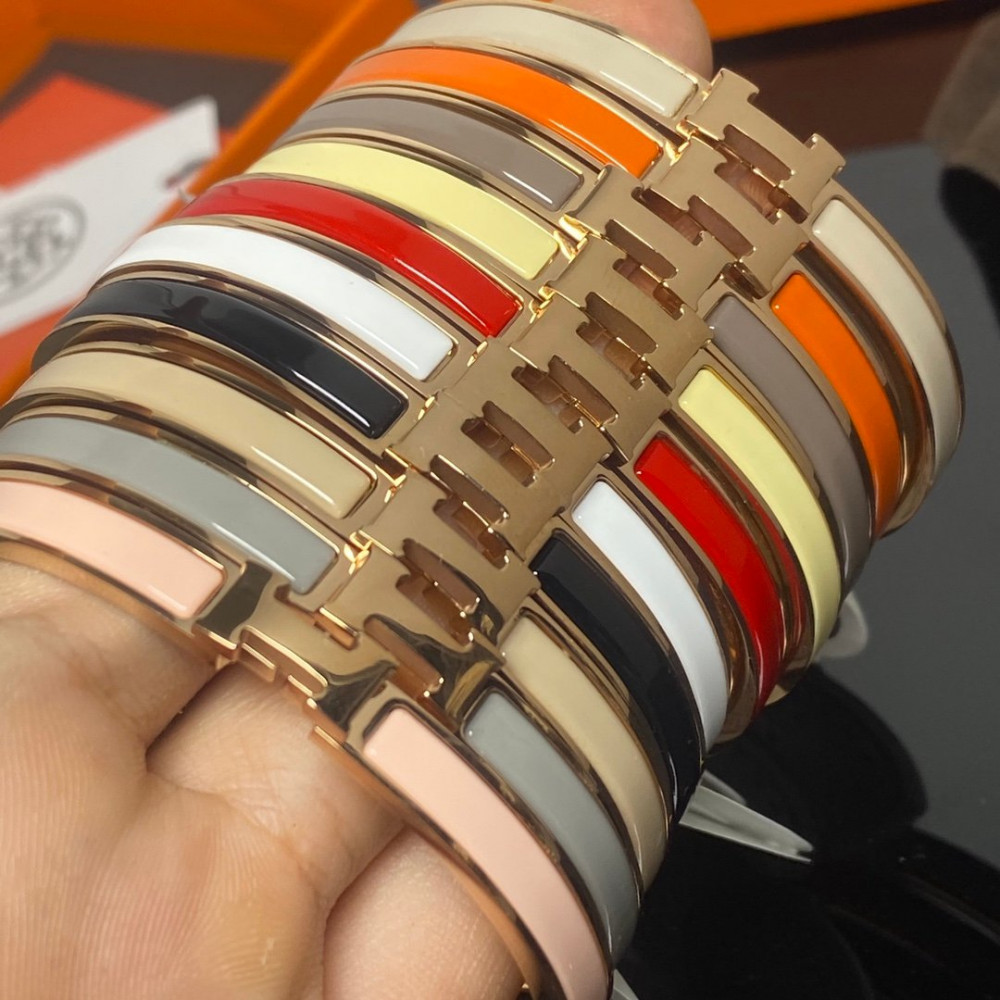 Hermes Bangle ,H , Thiner Hermes Bangle ,H , Thiner