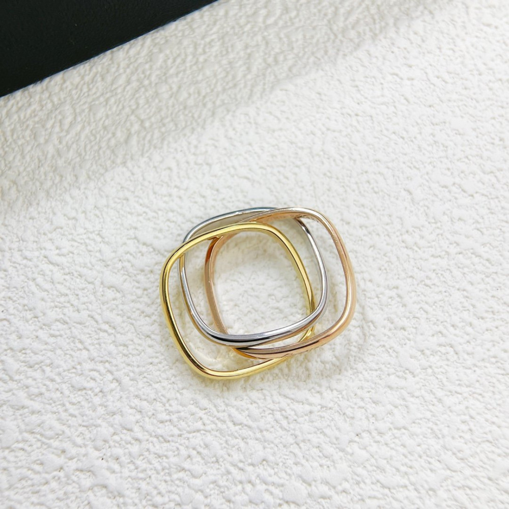 Cartier Ring, 3 Square Loops