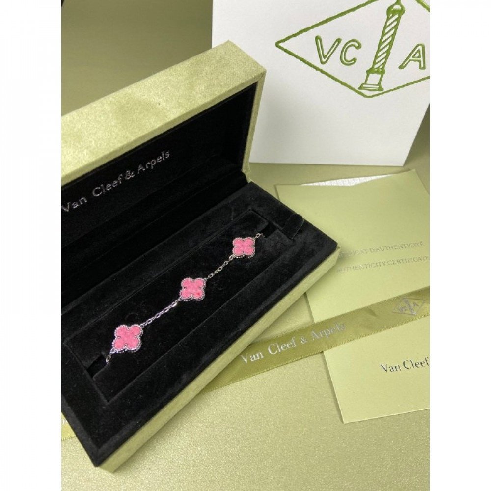 Clover With 5 Flowers-Barbie Pink
