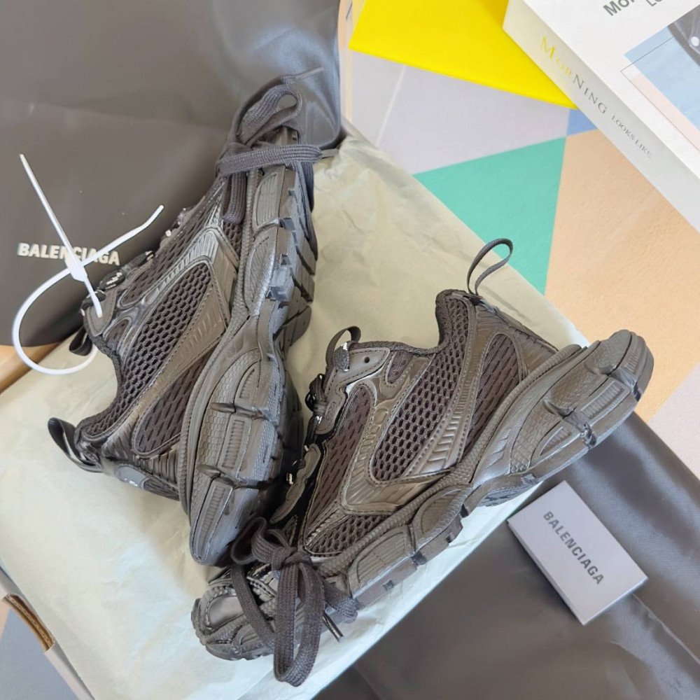 Balenciaga 3XL