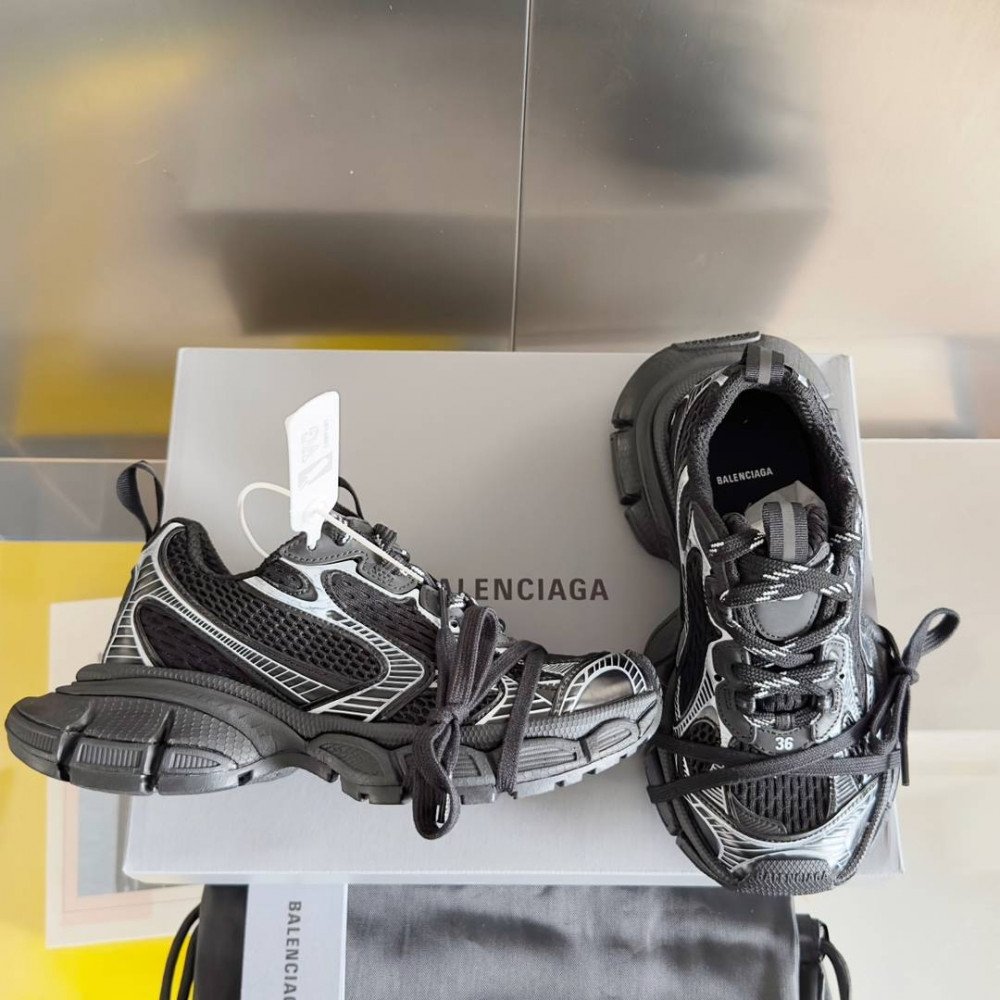 Balenciaga 3XL