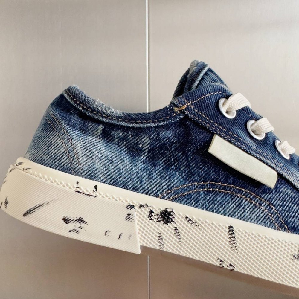 Balenciaga Paris