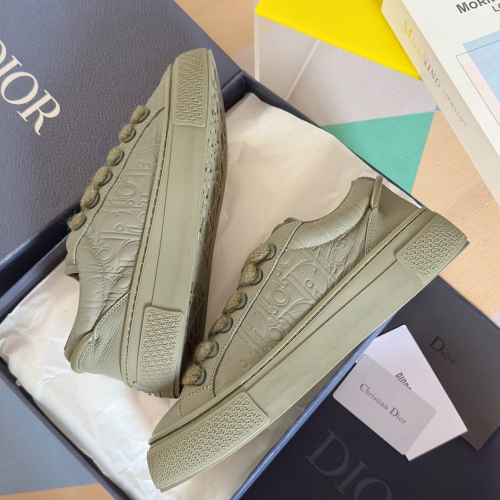 Dior B33