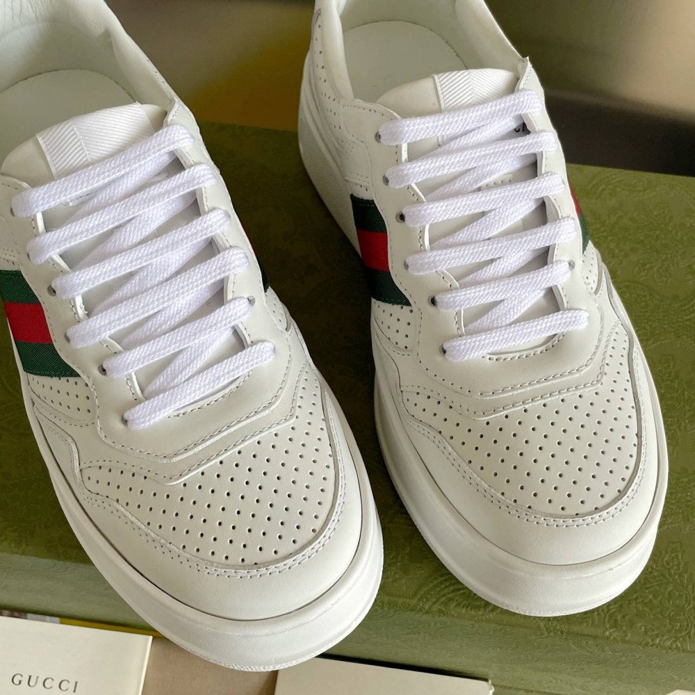 Gucci Chunky B-3
