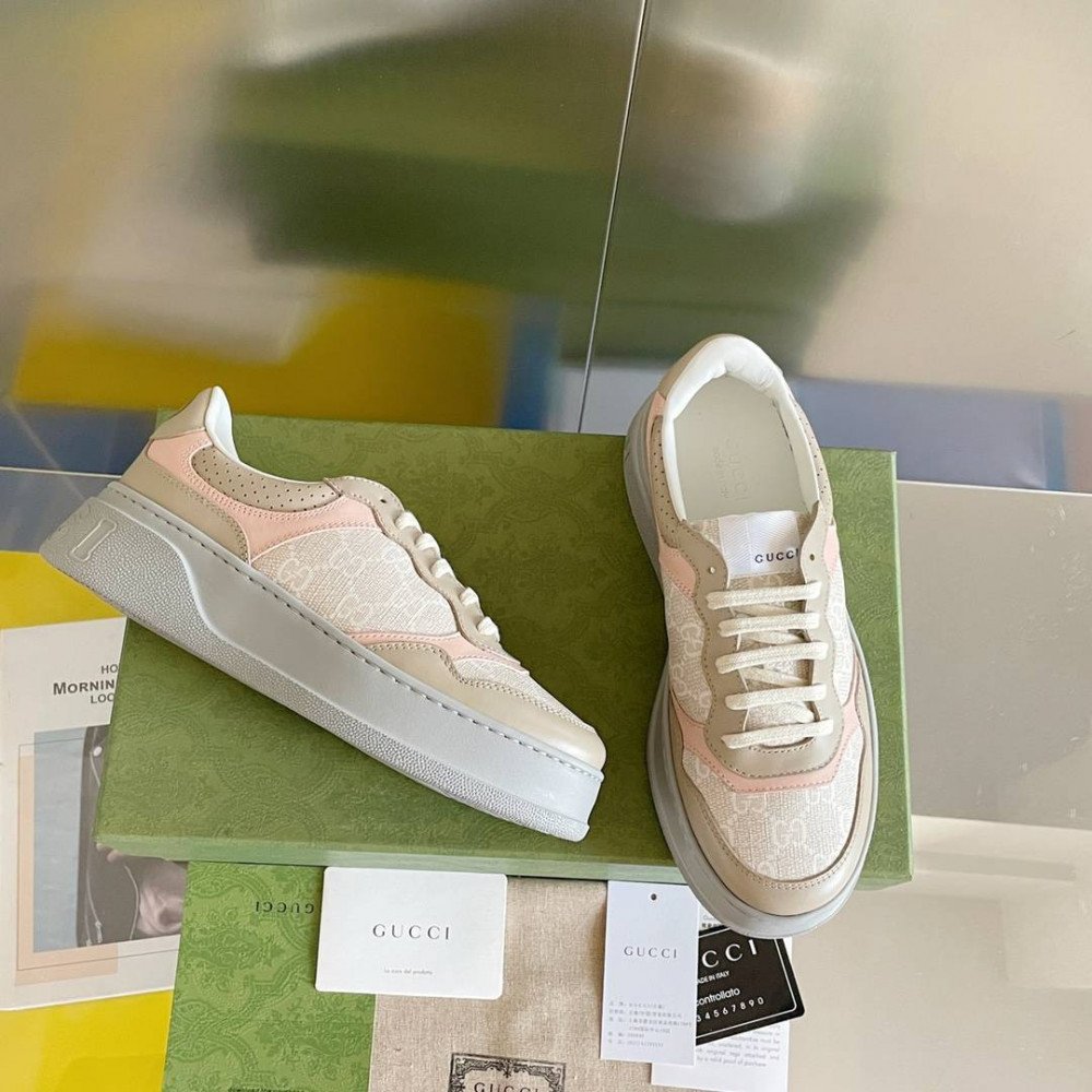 Gucci Chunky B-9