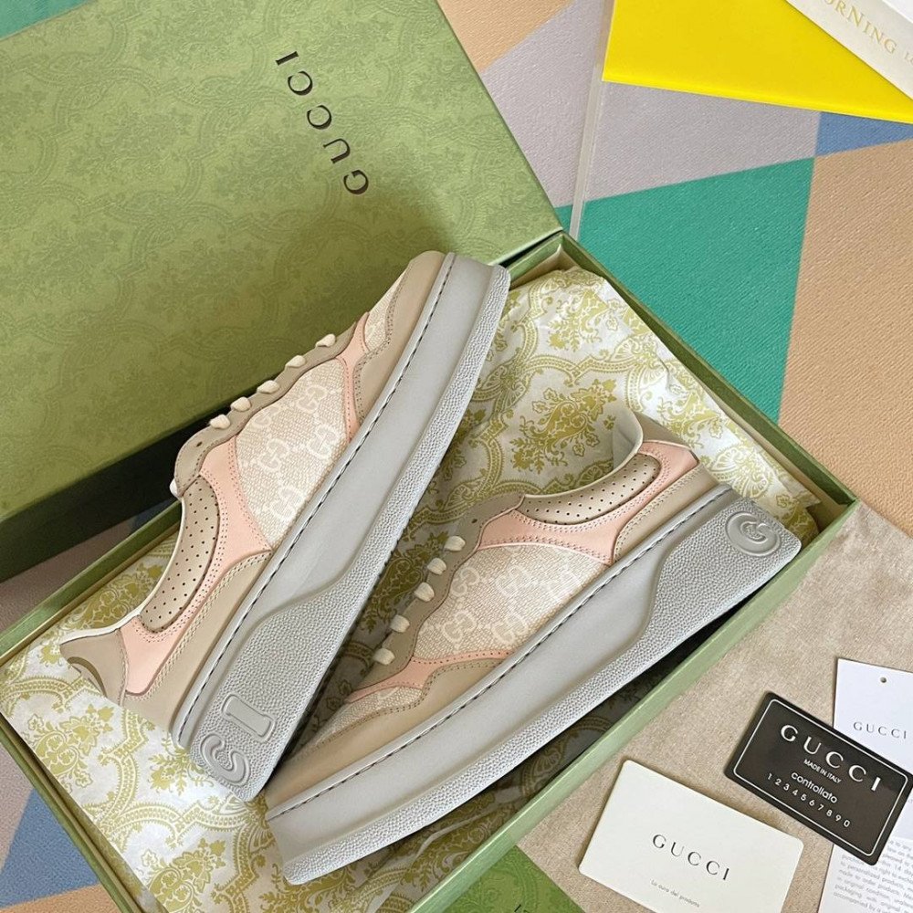 Gucci Chunky B-9