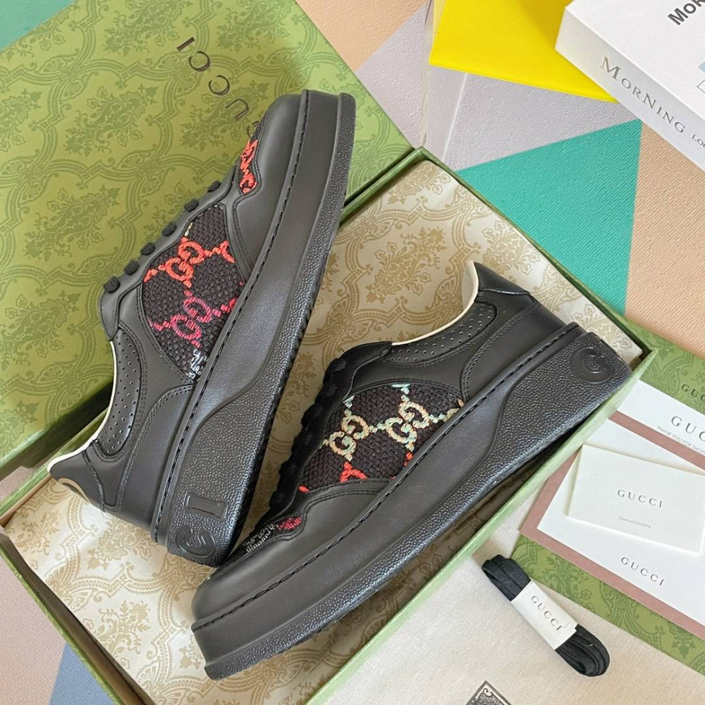 Gucci Chunky B-19