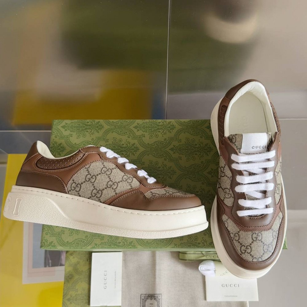 Gucci Chunky B-25