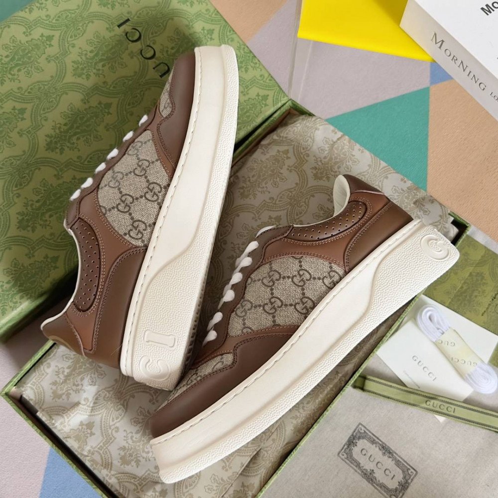 Gucci Chunky B-25
