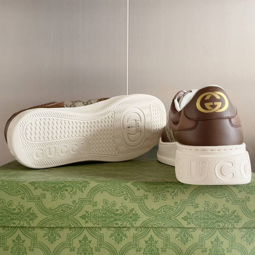 Gucci Chunky B-25