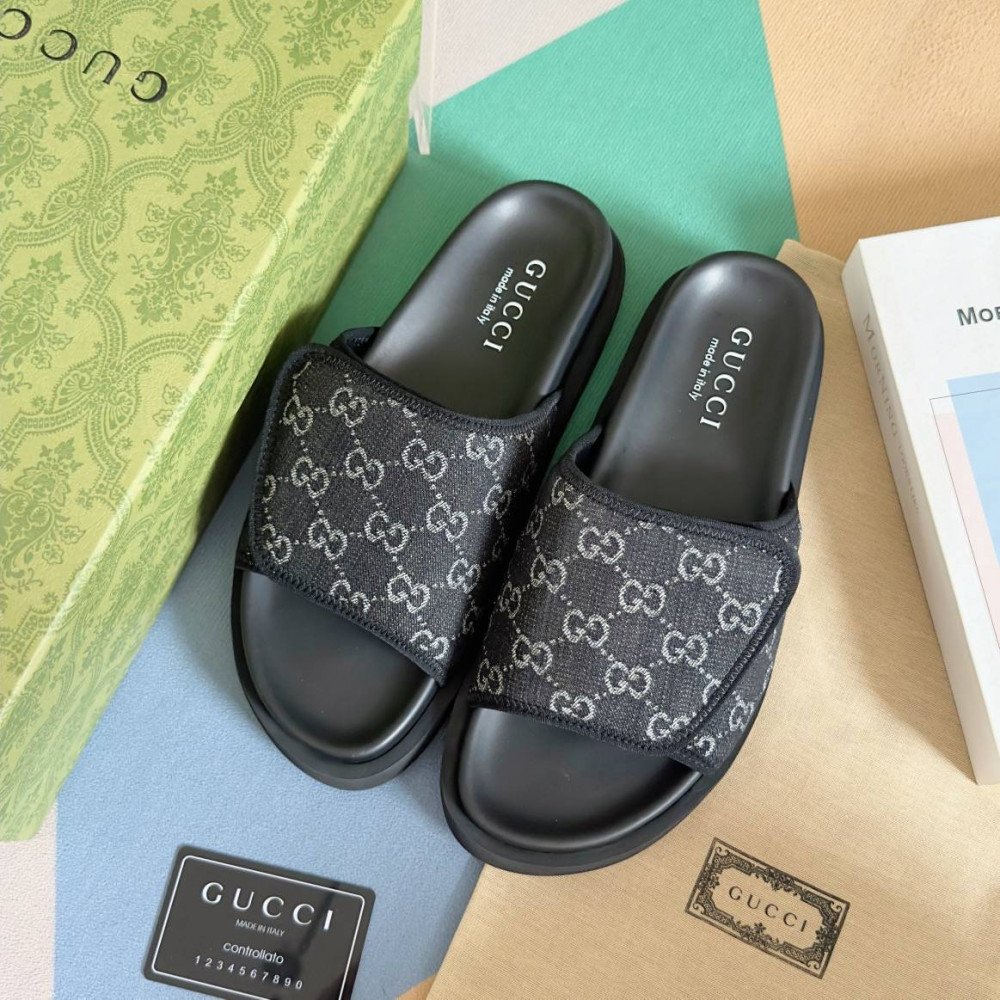 Gucci Slippers-12
