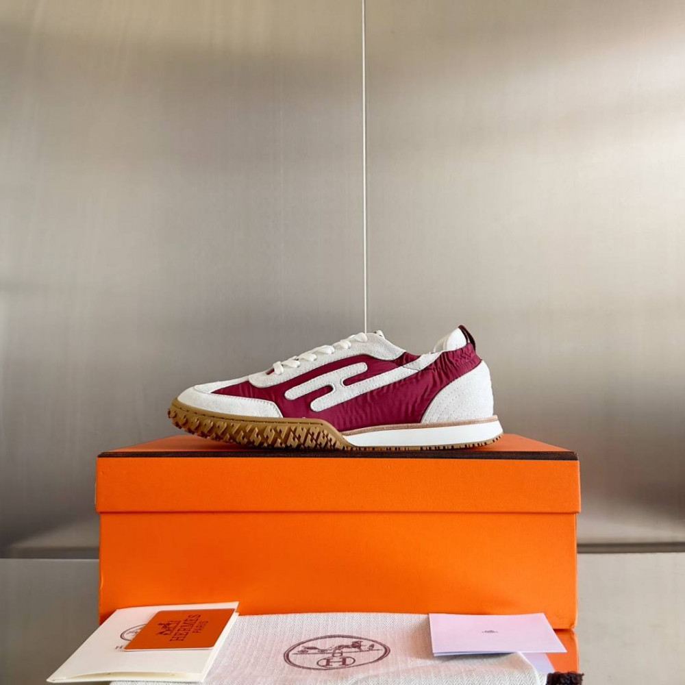 Jet Sneaker Jet Sneaker
