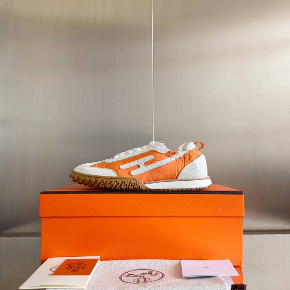 Jet Sneaker Jet Sneaker