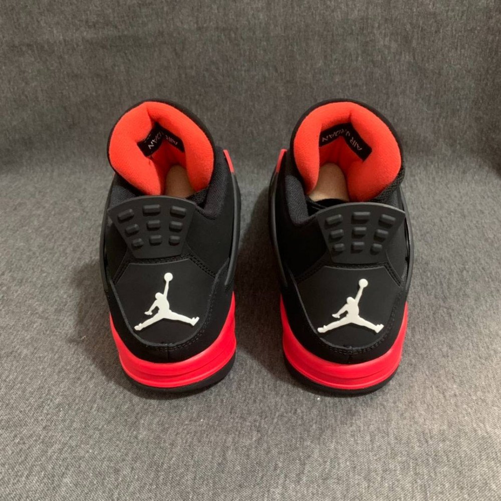 Air Jordan 4 Retro  Red Thunder