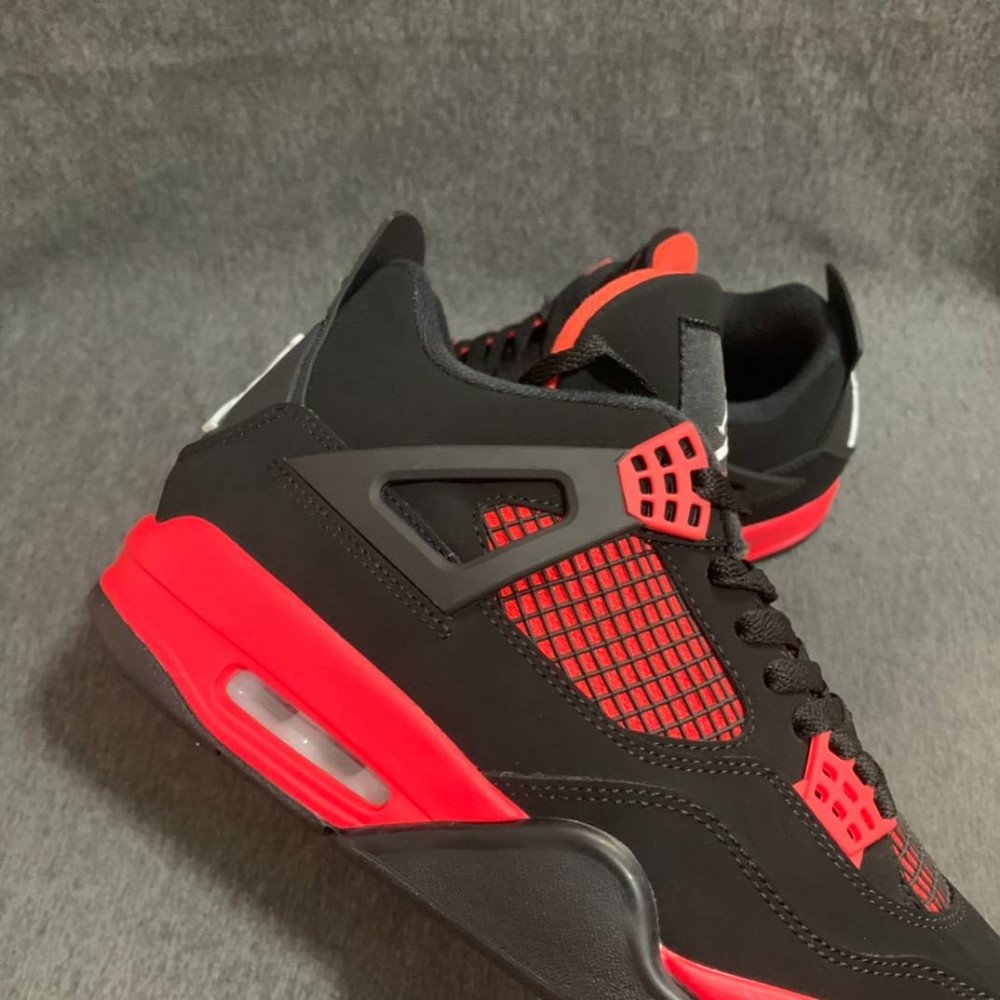 Air Jordan 4 Retro  Red Thunder