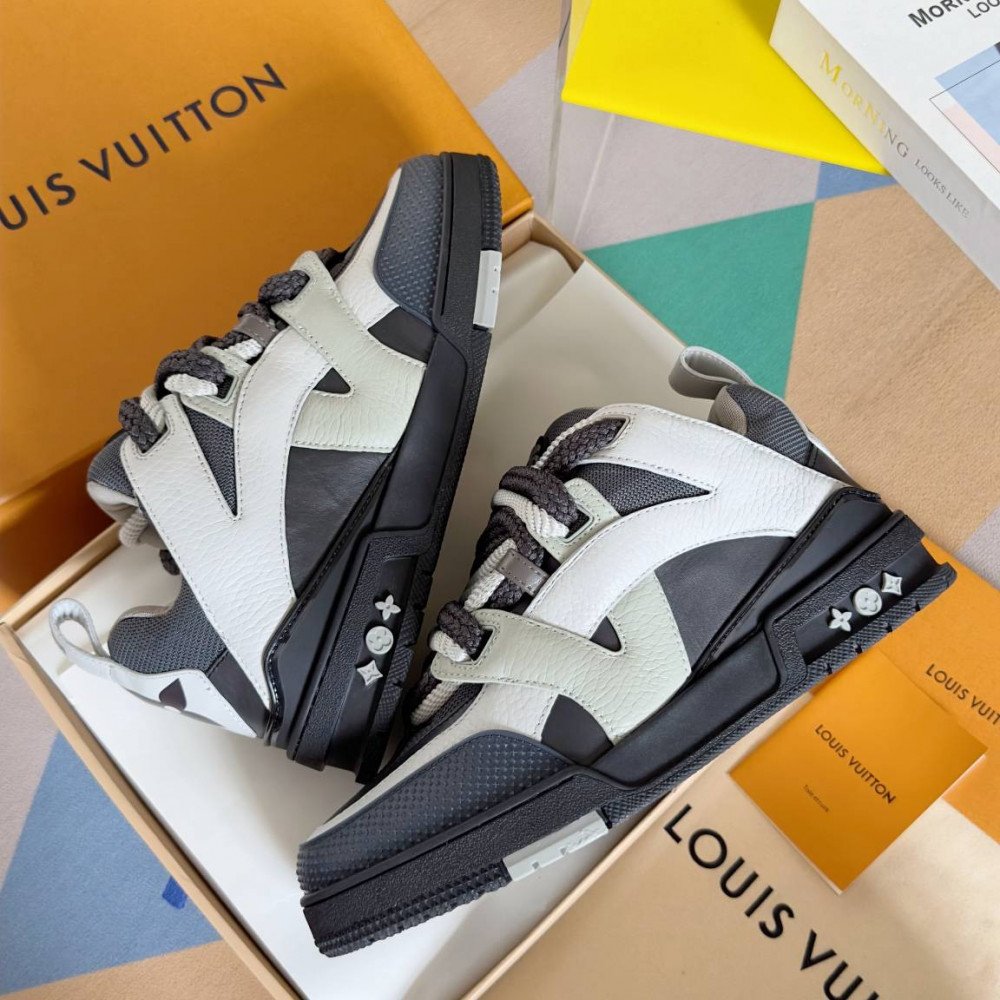 LV Skate Sneaker Black & White LV Skate Sneaker Black & White