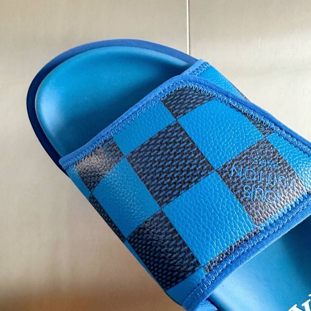 LV Miami Velcro slippers-17