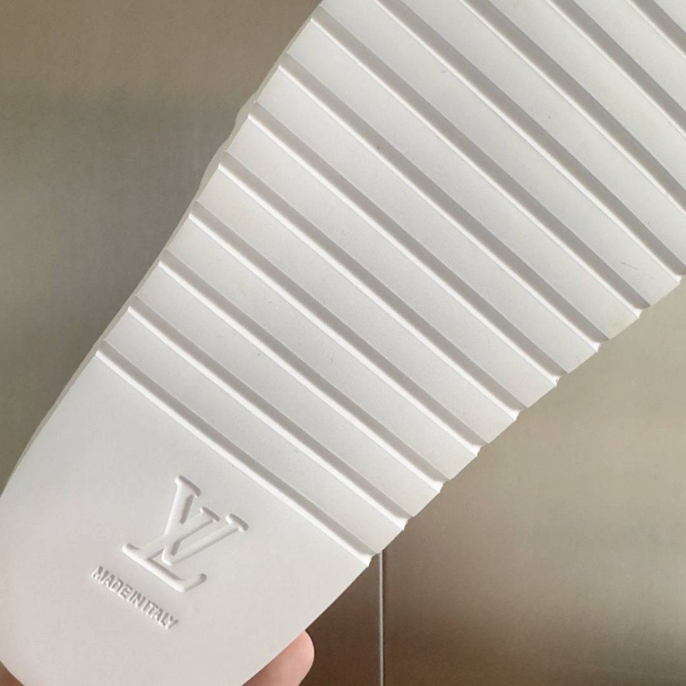 LV Miami Velcro slippers-20