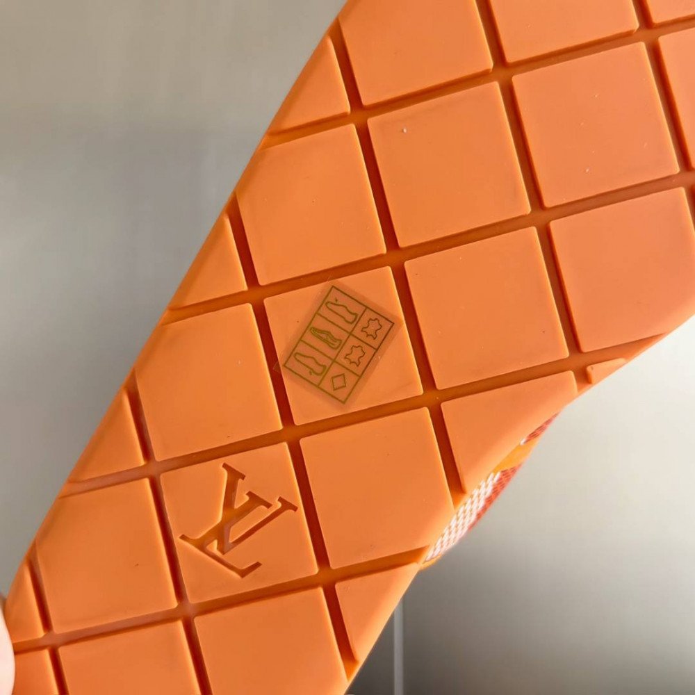 LV Venice Slipper-27