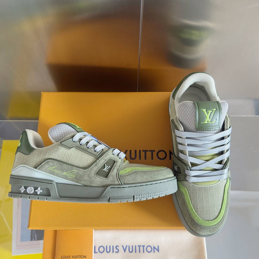 LV Trainer Sneaker Green-025