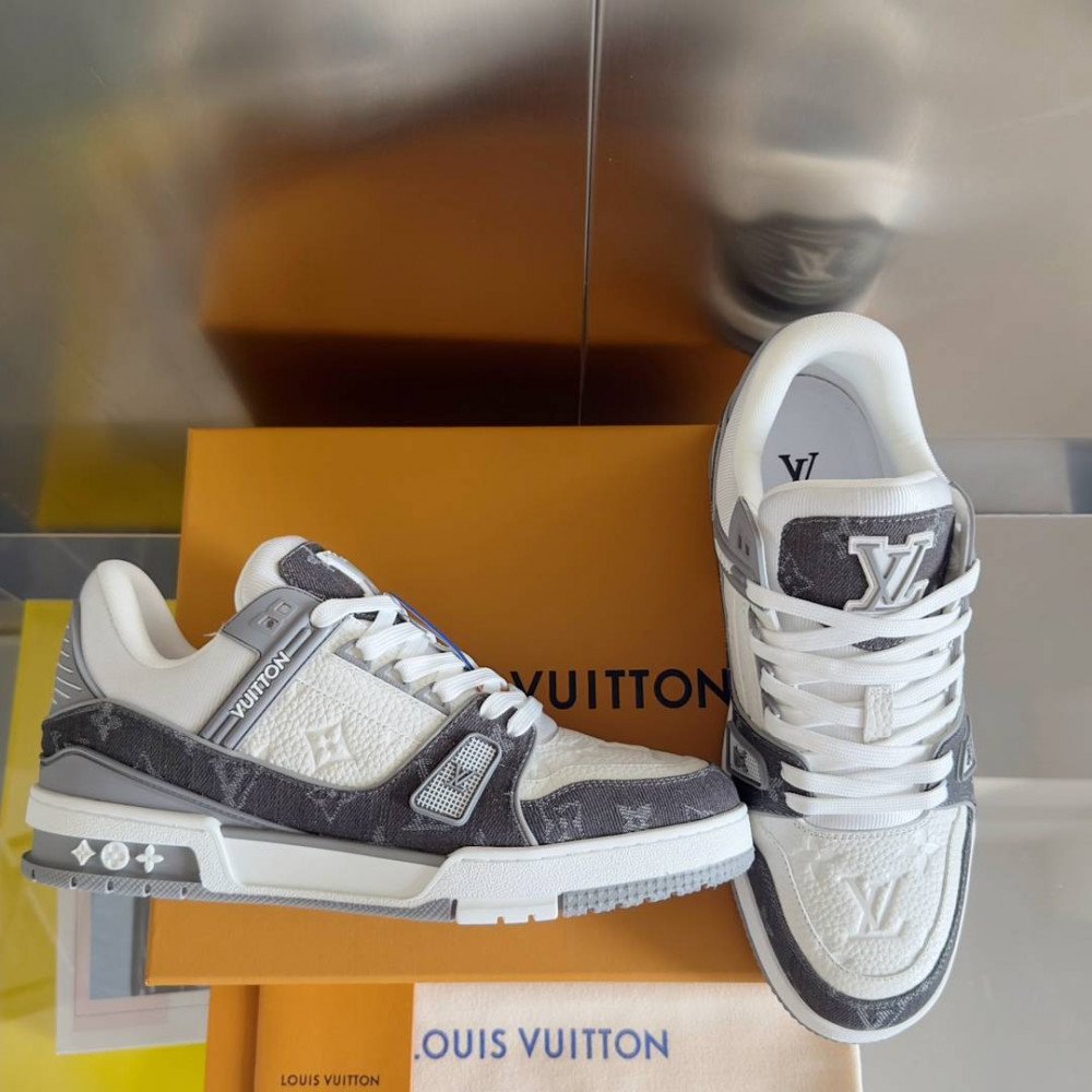 LV Trainer Sneaker Gray Jeans-030