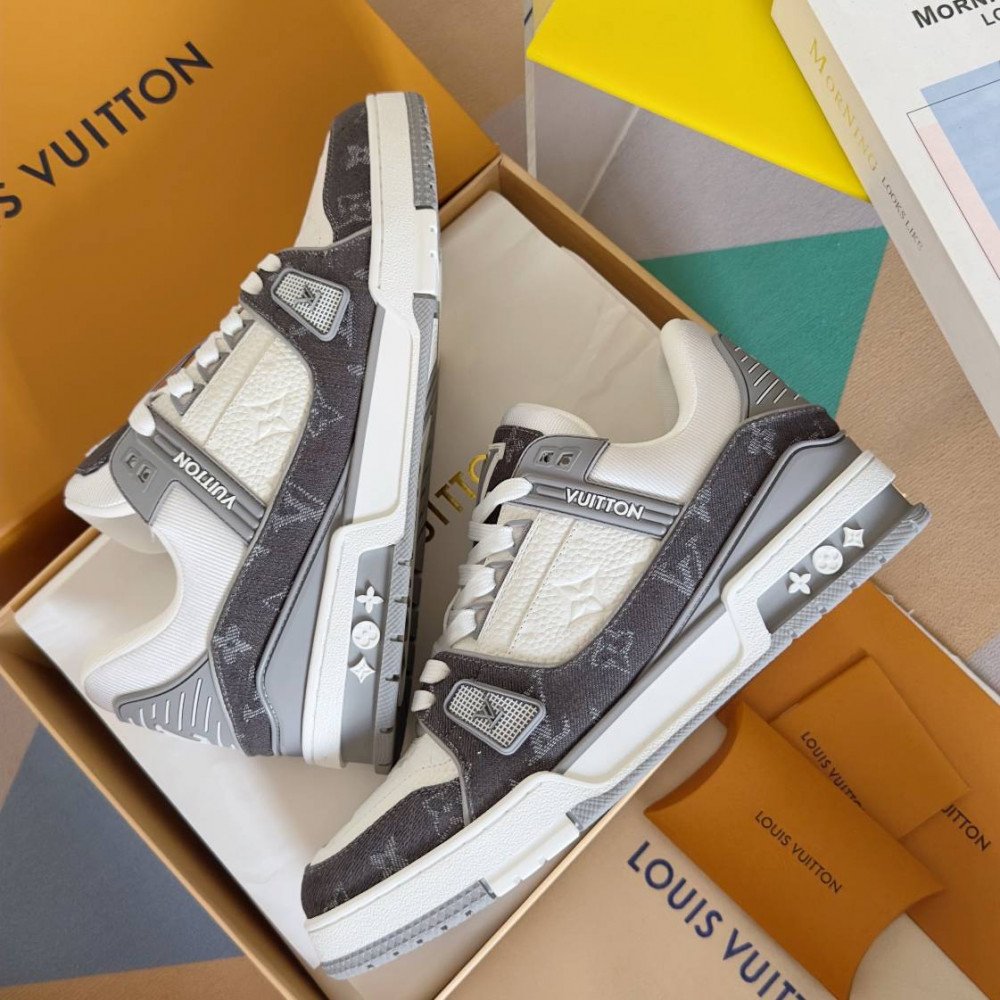 LV Trainer Sneaker Gray Jeans-030