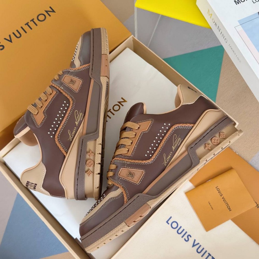 LV Trainer Sneaker Brown-040