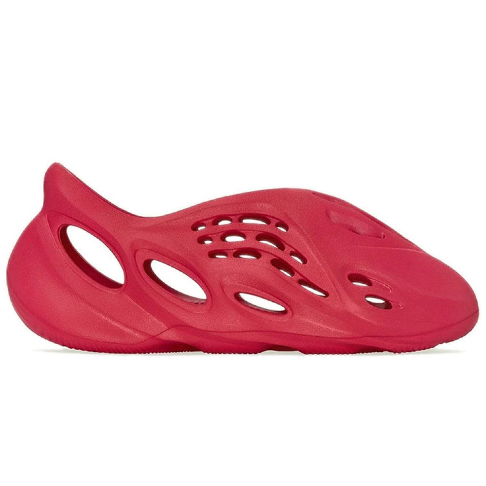 Yeezy Foam Runner  Vermilion  GW3355