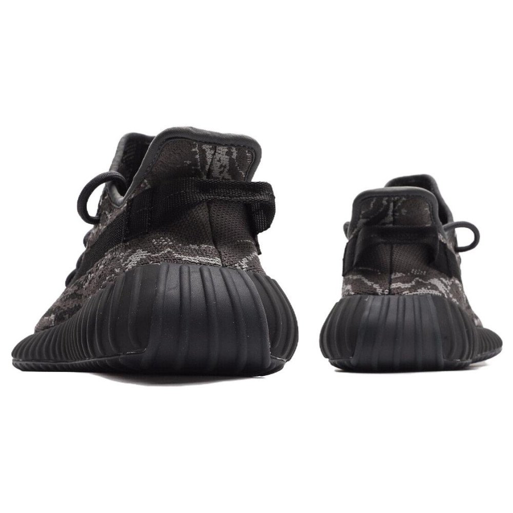 Yeezy Boost 350 V2  Dark Salt  ID4811
