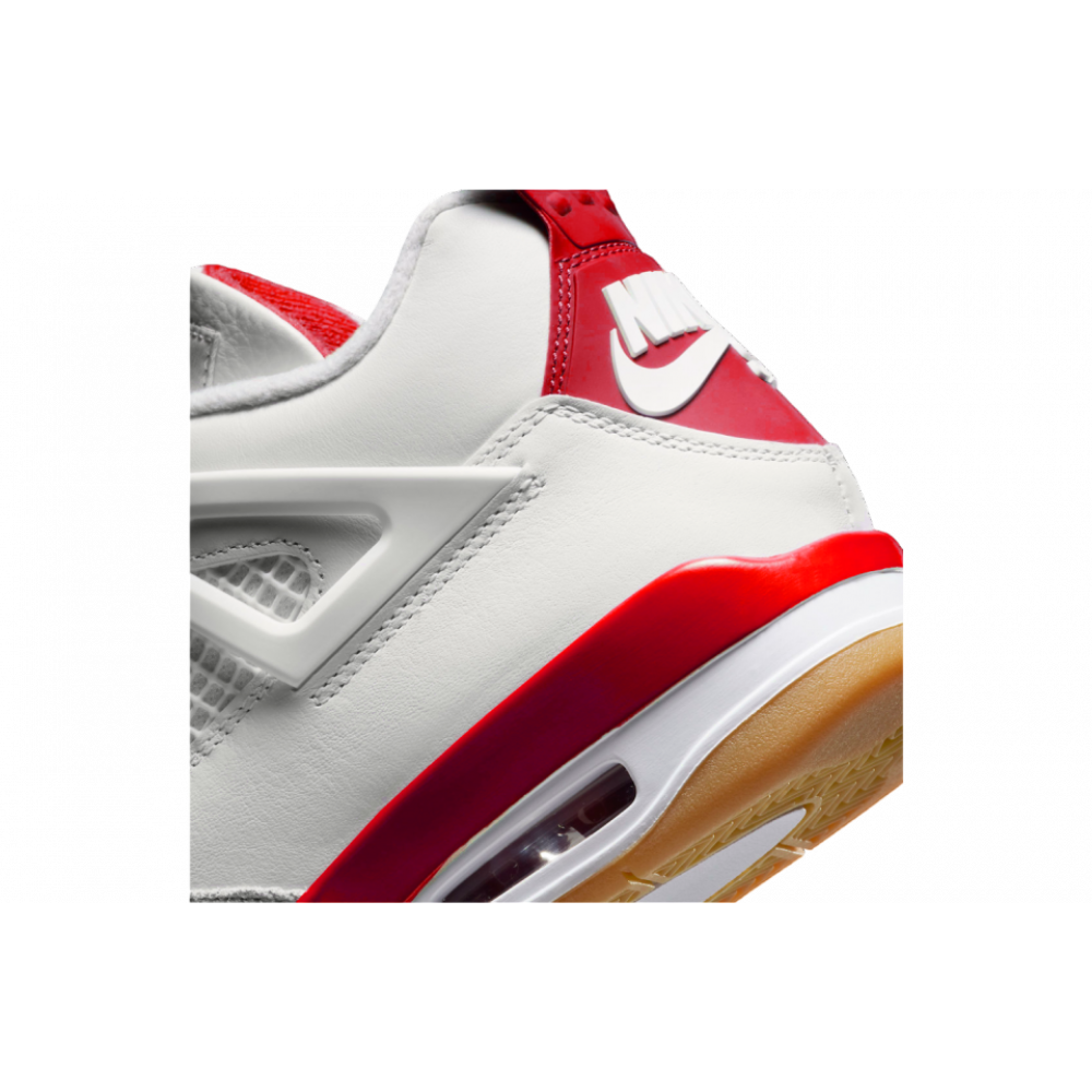 Nike SB x Air Jordan 4 Retro SP Varsity Red Friends Family Nike SB x Air Jordan 4 Retro SP Varsity Red Friends Family